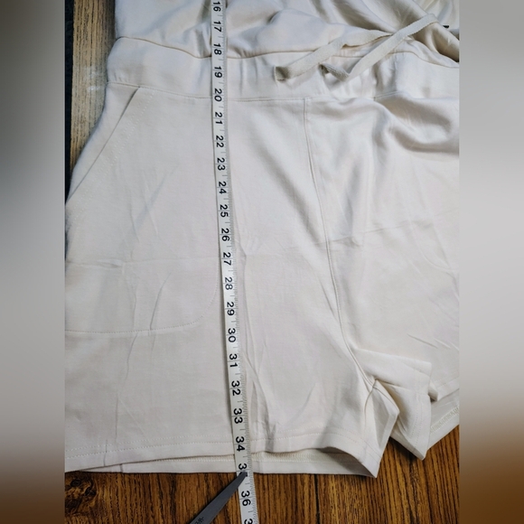 Xieerduo women's summer loose casual Rompers, sz L, short jumpsuit. - Picture 14 of 16